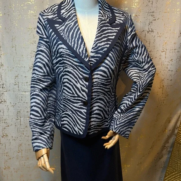 Isabella Navy and Gray Zebra Print Blazer - Picture 9 of 10